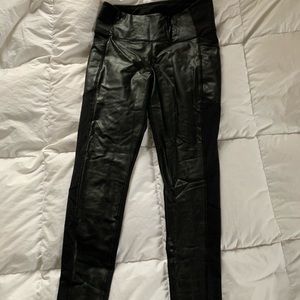 Leather look Athelta leggings size medium
